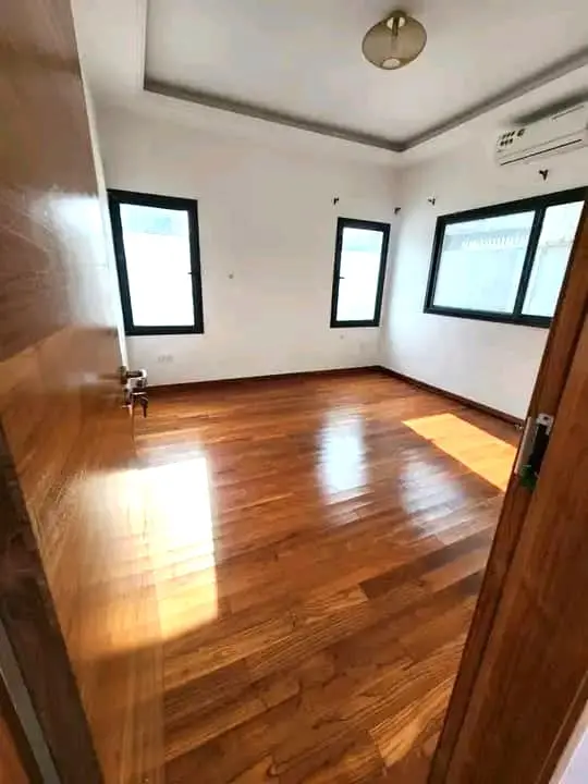 Appartement entrée personnelle à louer à Fidjrossè_14