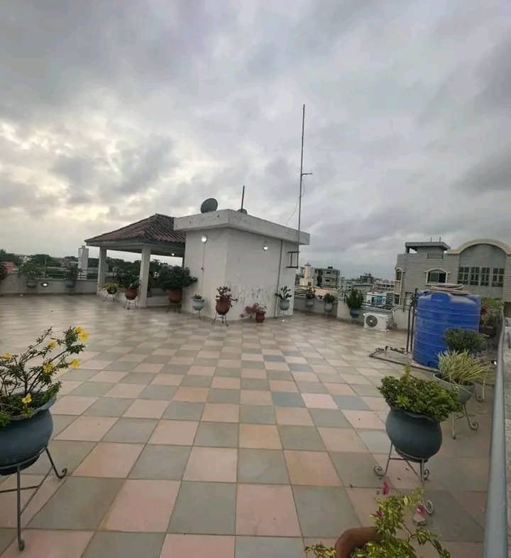 Appartement meublé avec terrasses à louer à Houéyiho, Cotonou - BENIN-IMMO