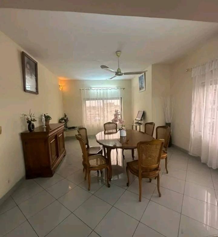 Appartement meublé avec terrasses à louer à Houéyiho, Cotonou - BENIN-IMMO