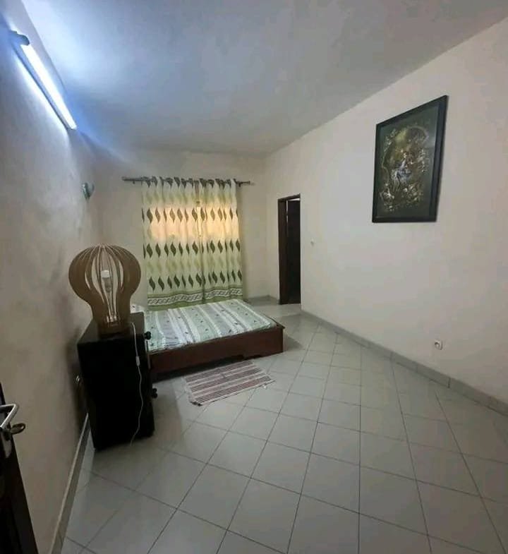 Appartement meublé avec terrasses à louer à Houéyiho, Cotonou - BENIN-IMMO