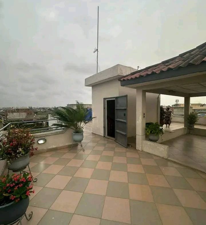 Appartement meublé avec terrasses à louer à Houéyiho, Cotonou - BENIN-IMMO