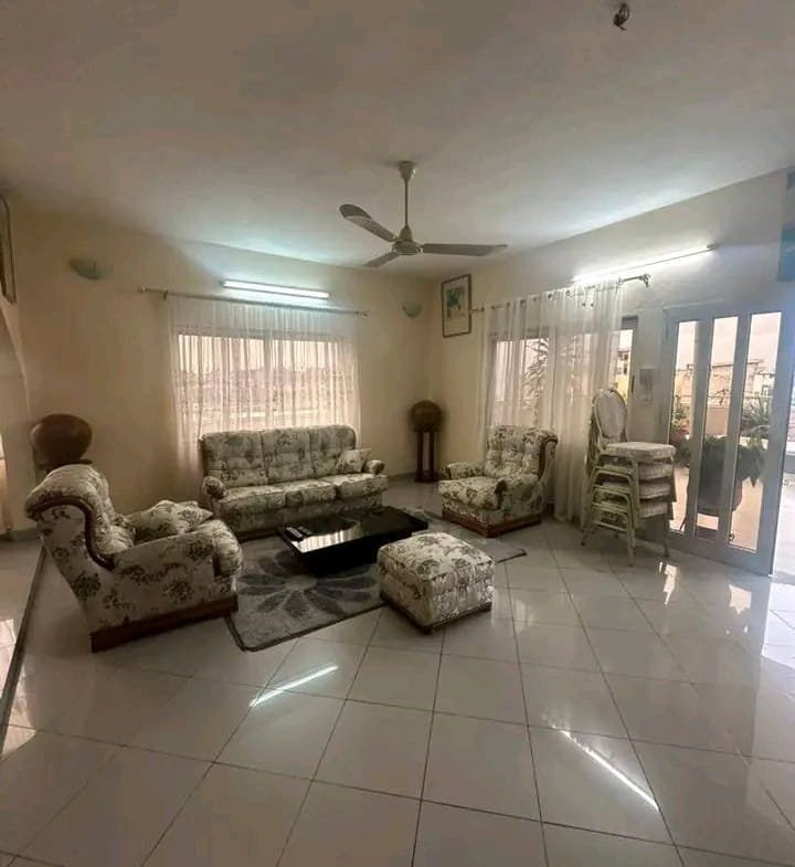 Appartement meublé avec terrasses à louer à Houéyiho, Cotonou - BENIN-IMMO