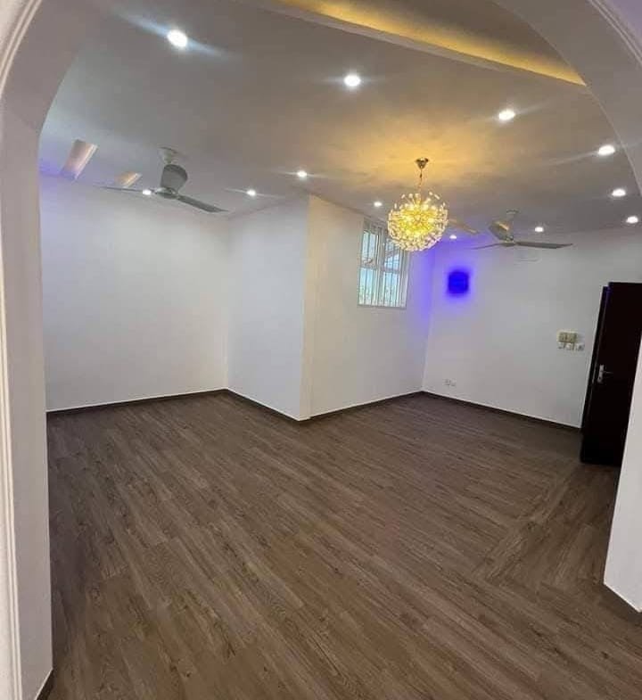 Duplex 4 chambres, 1 Studio, Vue Mer à louer à Fidjrossè - BENIN-IMMO