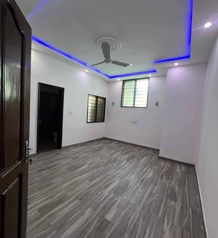Duplex 4 chambres, 1 Studio, Vue Mer à louer à Fidjrossè - BENIN-IMMO