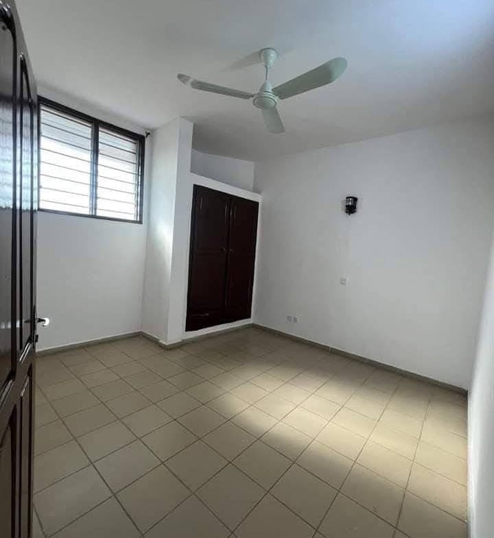 Duplex 4 chambres, 1 Studio, Vue Mer à louer à Fidjrossè - BENIN-IMMO
