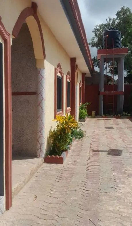 Luxueuse Maison locative neuve à vendre à Akassato - BENIN-IMMO