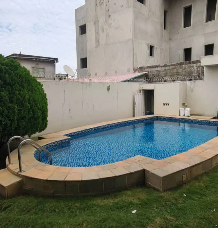 Villa 6 Chambres à louer à Haie Vive Cotonou _2