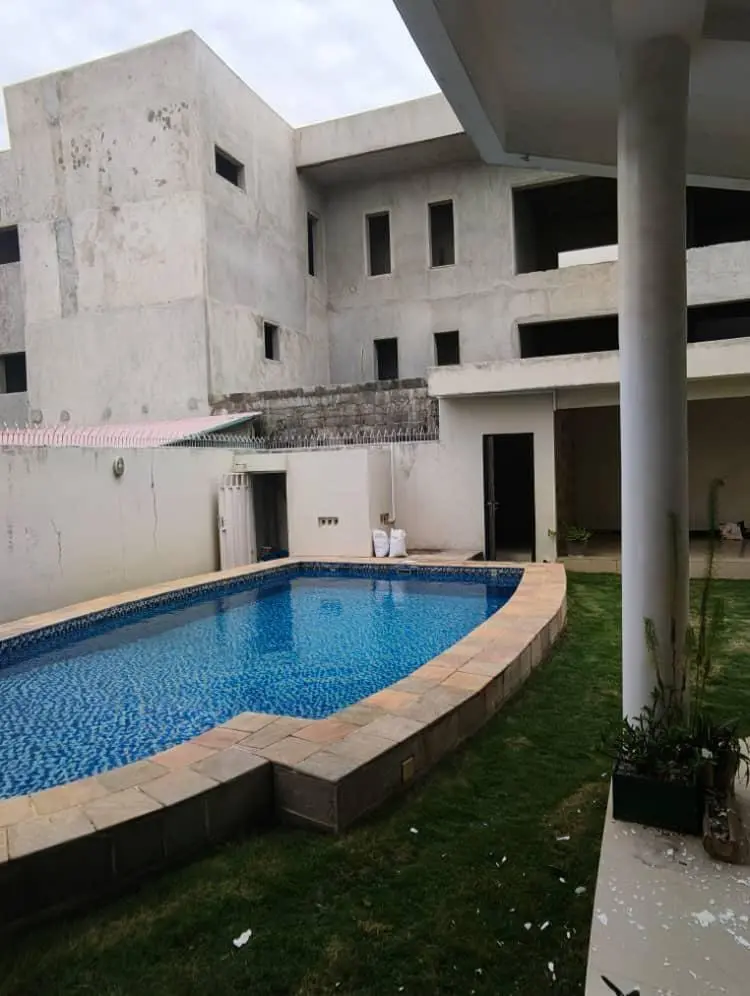 Villa 6 Chambres à louer à Haie Vive Cotonou_10