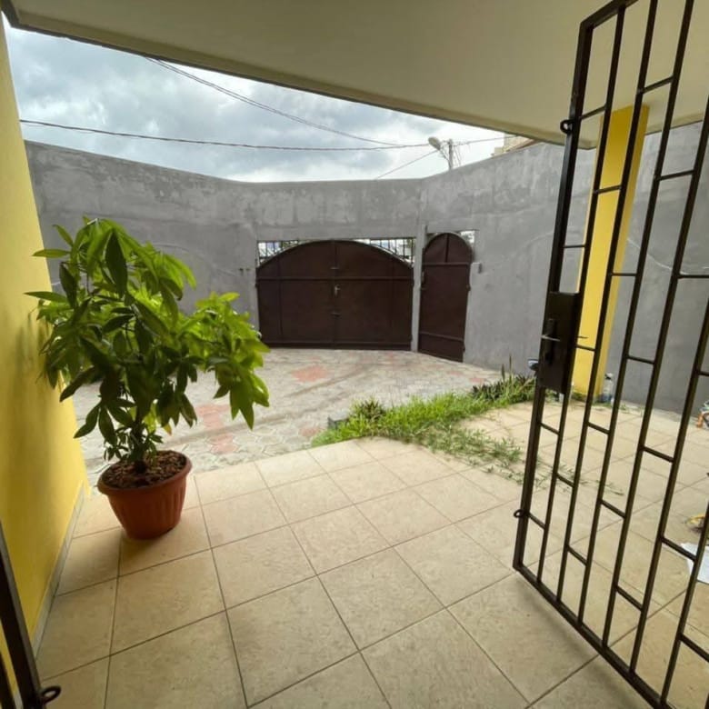 Villa R+1 à vendre à Cocotomey_10