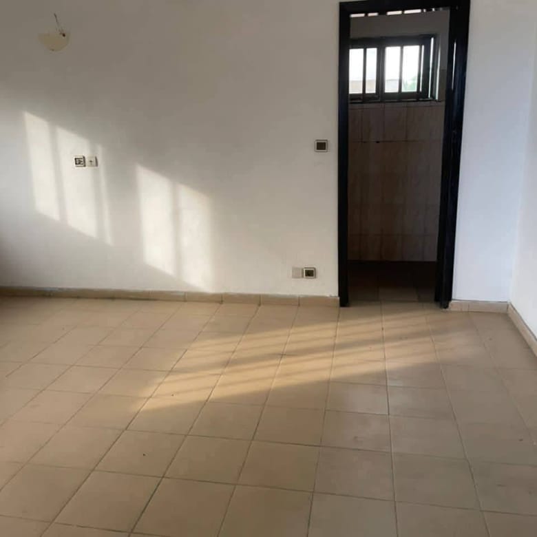 Villa R+1 à vendre à Cocotomey_6