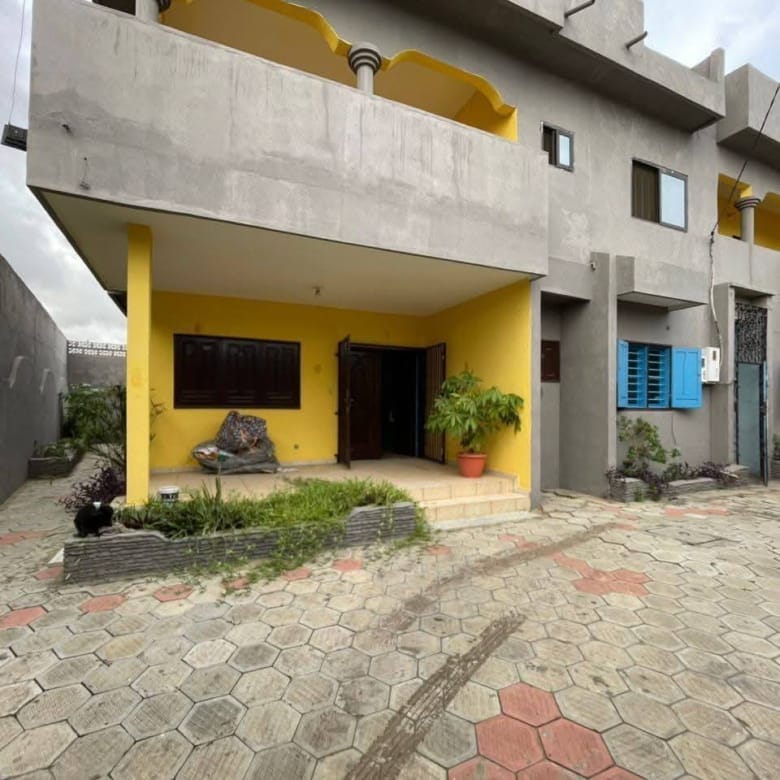 Villa R+1 à vendre à Cocotomey_7