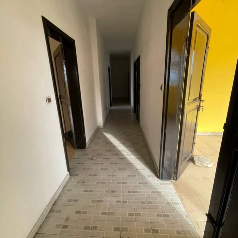 Villa R+1 à vendre à Cocotomey_9