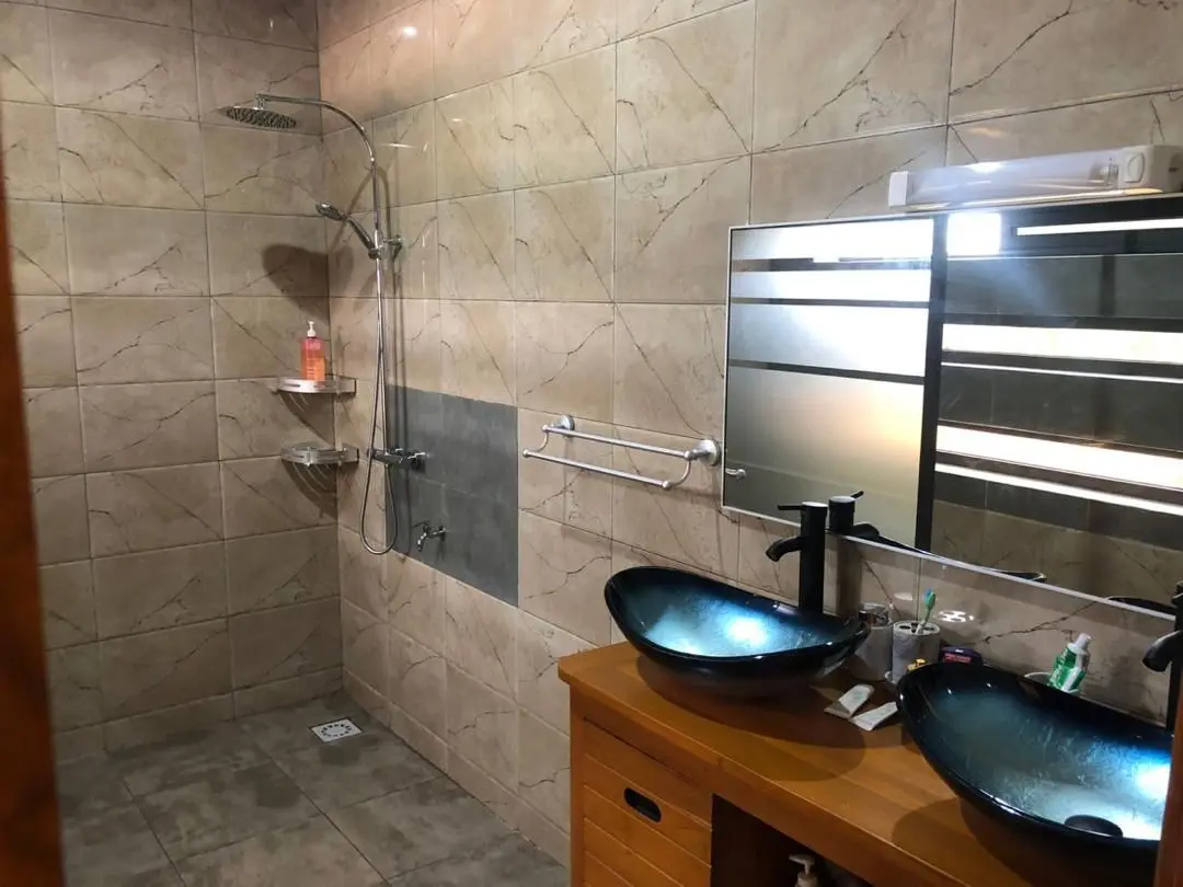 Villa-a-vendre-a-Abomey-Calavi-9