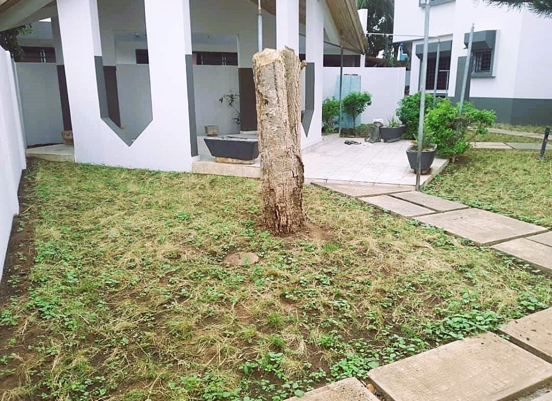 Villa duplex 4 chambres avec jardin à louer à Fidjrossè - BENIN-IMMO