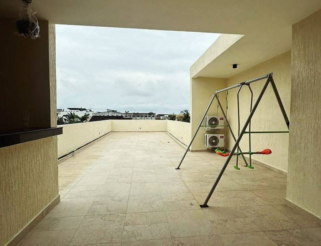 Villa meublée à louer avec piscine et jardin à Quartier Jak Cotonou - BENIN-IMMO