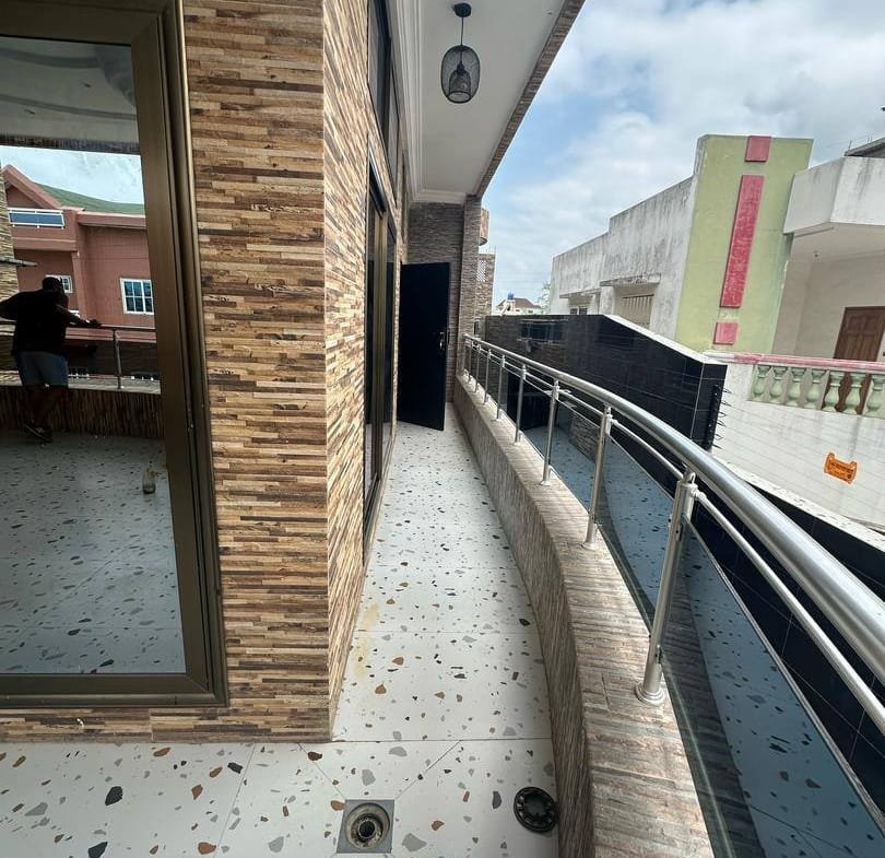 Appartement 3 Chambres à Fidjrossè Houdou Ali - BENIN-IMMO