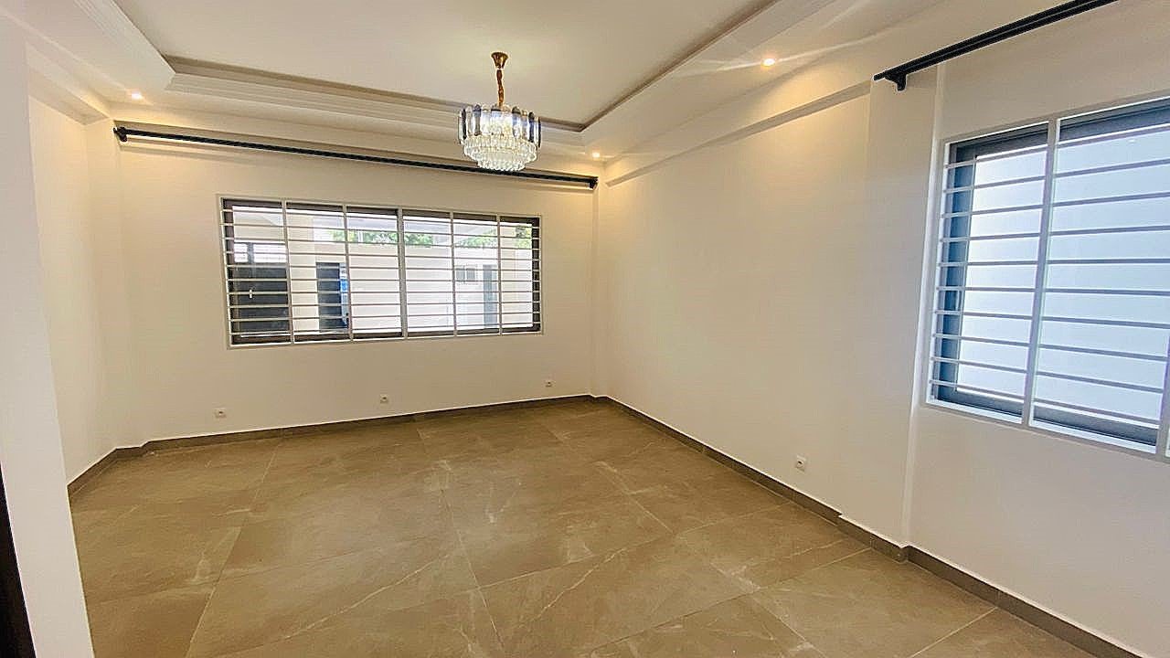 Appartement duplex haut standing neuf à louer à Haie Vive