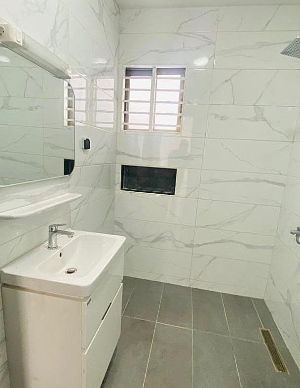 Appartement duplex haut standing neuf à louer à Haie Vive - BENIN-IMMO