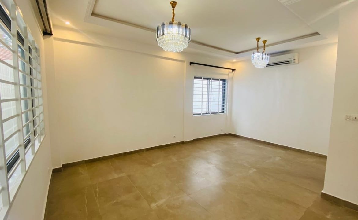 Appartement duplex haut standing neuf à louer à Haie Vive - BENIN-IMMO