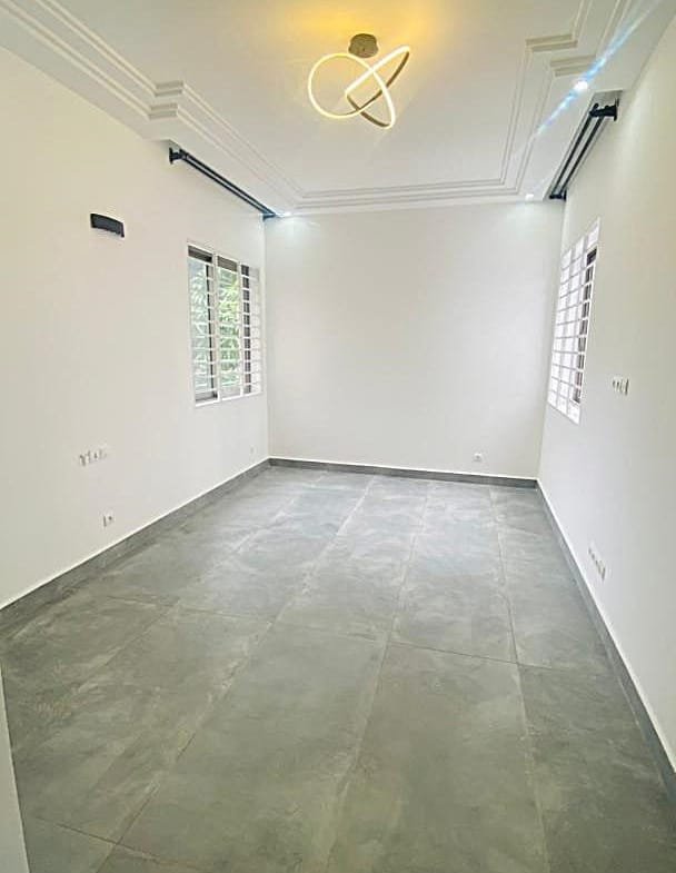 Appartement haut standing neuf 2 chambres à louer à Haie Vive - BENIN-IMMO