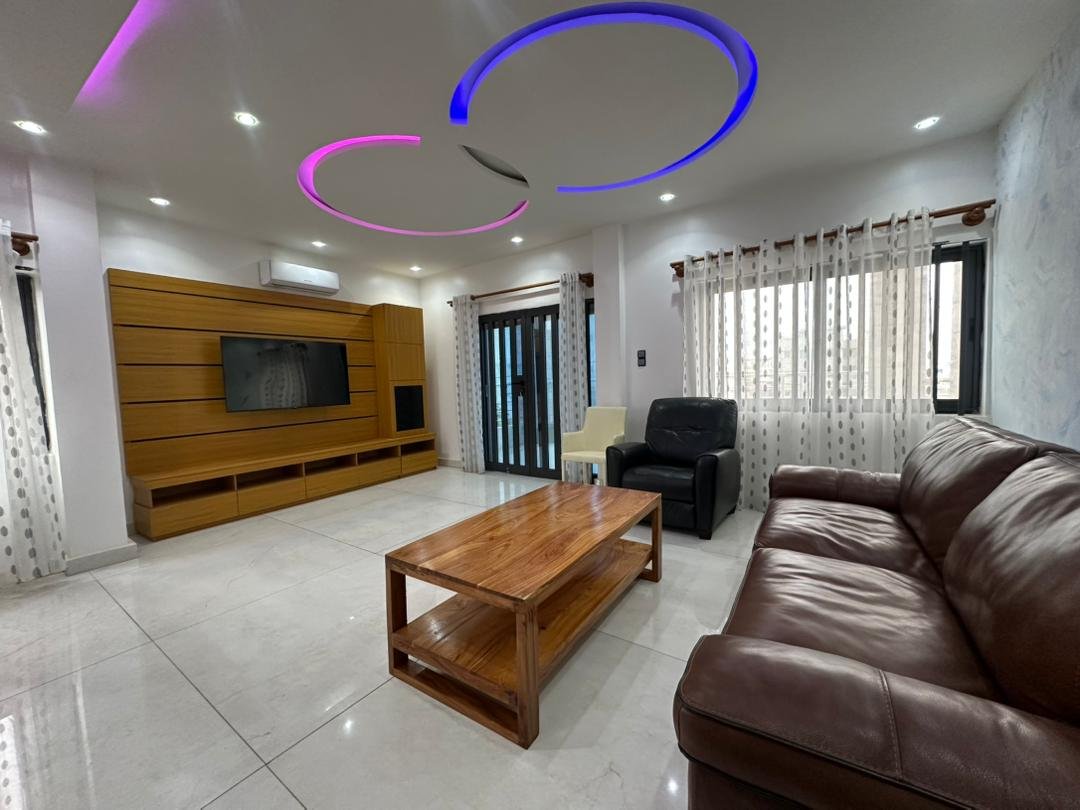 Appartement meublé 2 chambres à louer à Fidjrossè plage