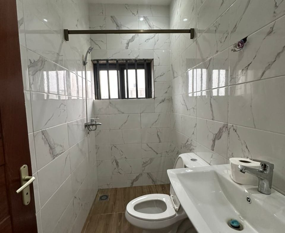 Appartement meublé 2 chambres à louer à Fidjrossè plage - BENIN-IMMO
