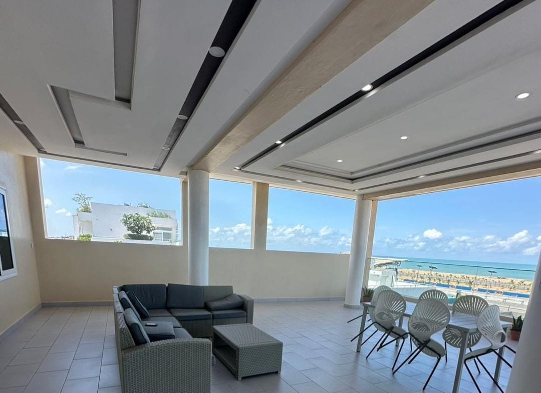 Appartement meublé vue sur mer à louer à Fidjrossè Plage - BENIN-IMMO