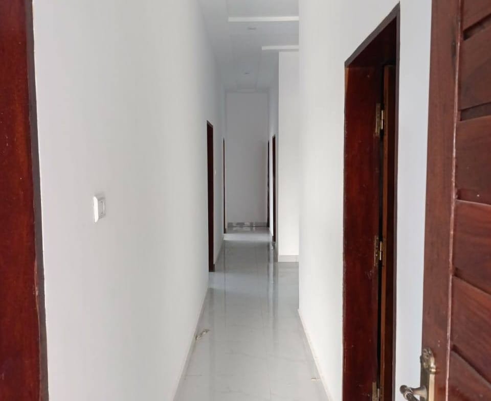 Appartement neuf 4 chambres avec jacuzzi à louer à Fidjrossè – Entrée personnelle - BENIN-IMMO