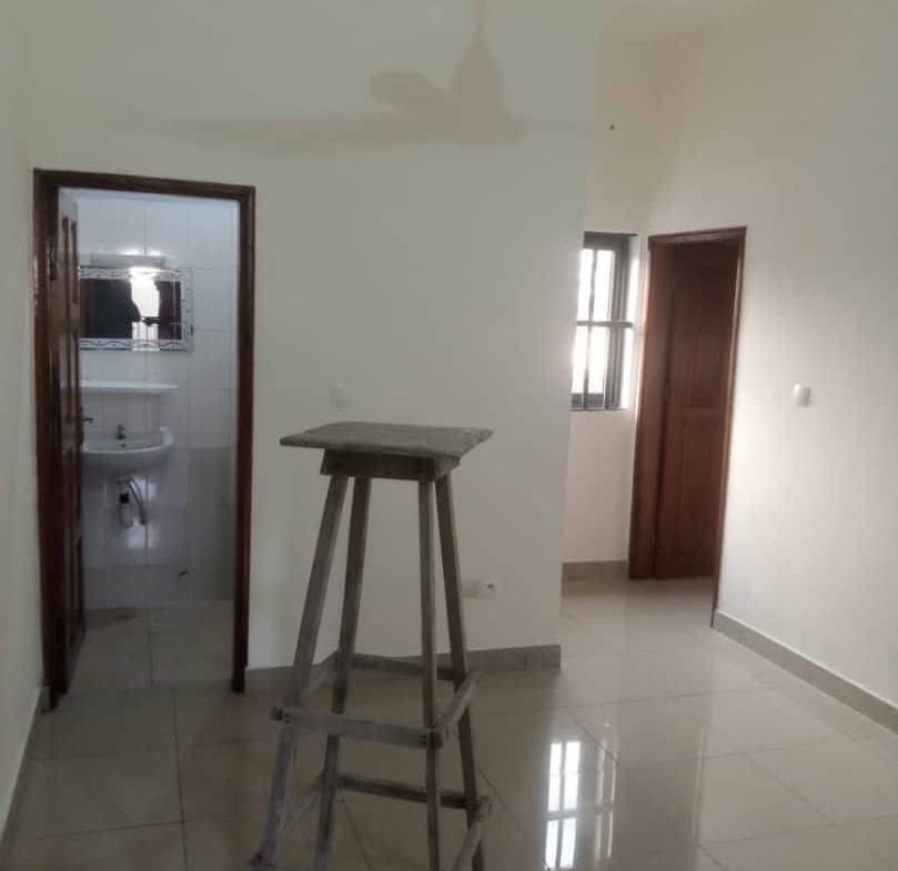 Belle villa avec piscine à vendre – Cotonou, Haie Vive Cocotiers - BENIN-IMMO