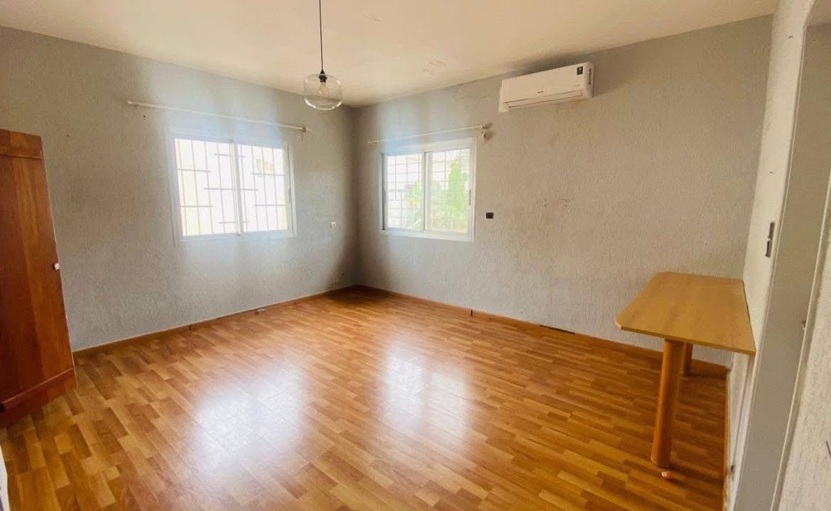 Belle villa avec piscine à vendre – Cotonou, Haie Vive Cocotiers - BENIN-IMMO
