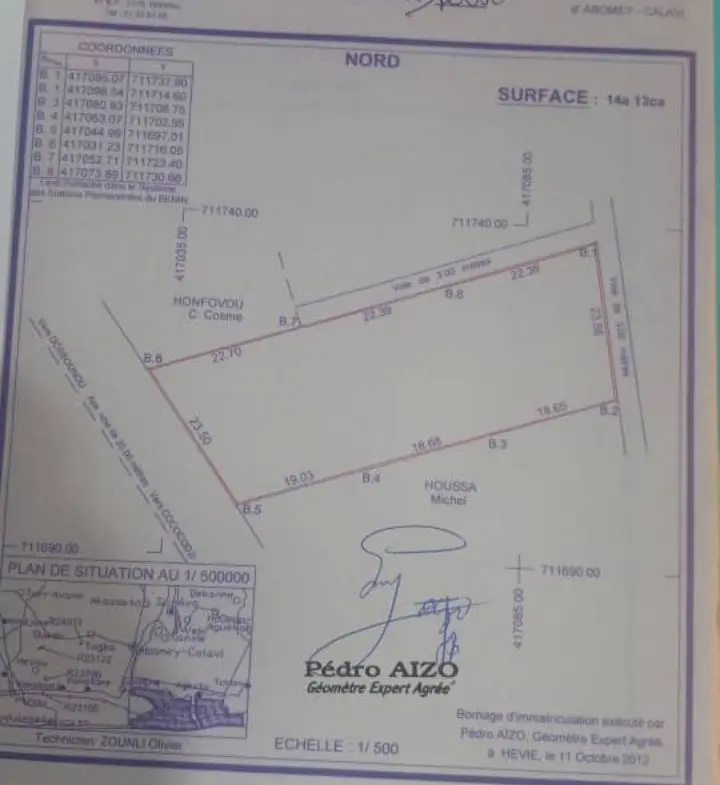 Terrain de 1 412 m² à vendre à Hevié au bord du goudron_2