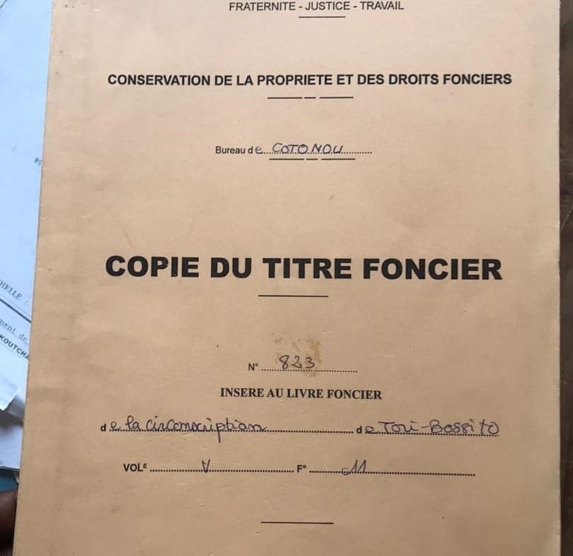 Terrain de 1068 m² avec Titre Foncier à vendre à Tori Avamé_2