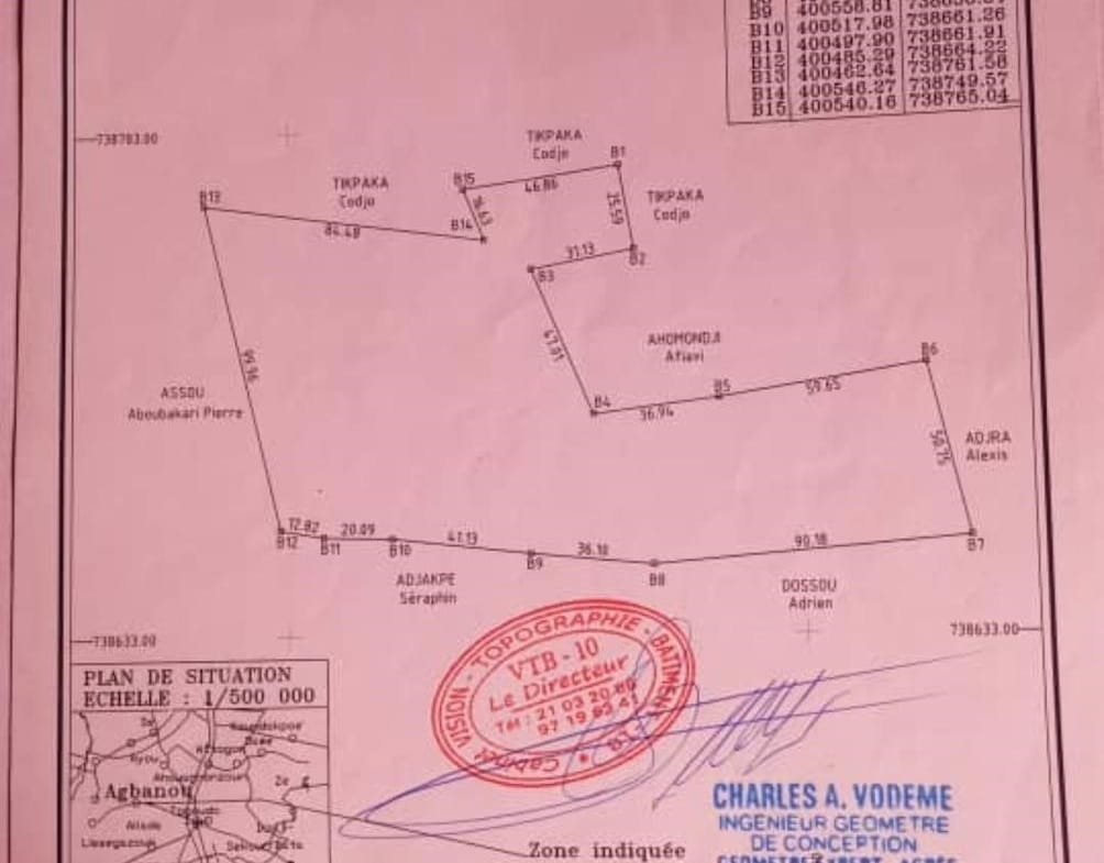 Terrain d'un Hectare et Demi à vendre à Allada