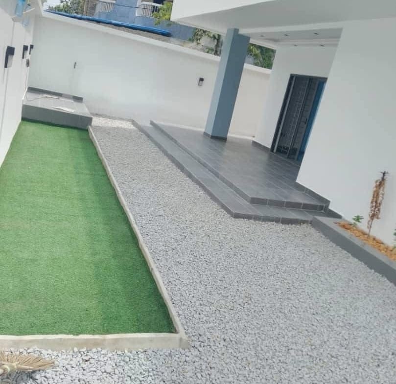 Villa 6 Chambres à louer Haie Vive