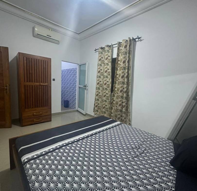 Villa Meublée 4 Chambres à Fidjrossè Calvaire - BENIN-IMMO