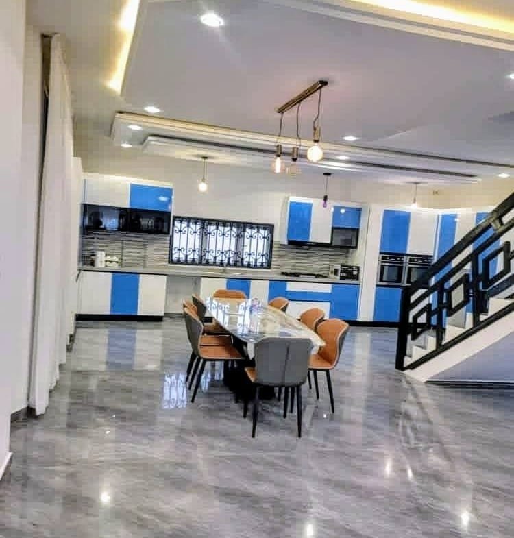 Villa Meublée de Luxe à Fidjrossè Cité Glèlê - BENIN-IMMO