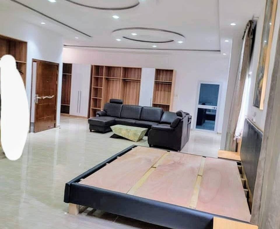 Villa Meublée de Luxe à Fidjrossè Cité Glèlê - BENIN-IMMO