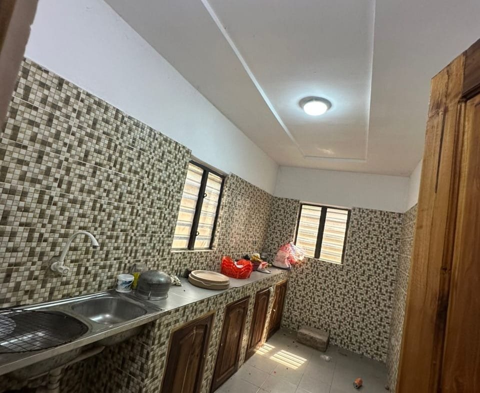 Villa à vendre en urgence à Zinvié Calavi – 2 chambres, TF - BENIN-IMMO