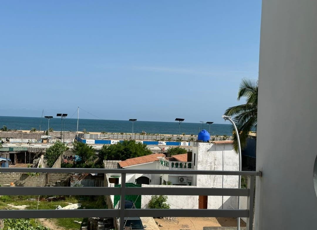 Villa duplex 4 chambres avec vue sur mer à louer à Fidjrossè Plage