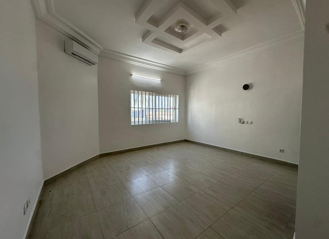 Villa duplex 4 chambres avec vue sur mer à louer à Fidjrossè Plage - BENIN-IMMO