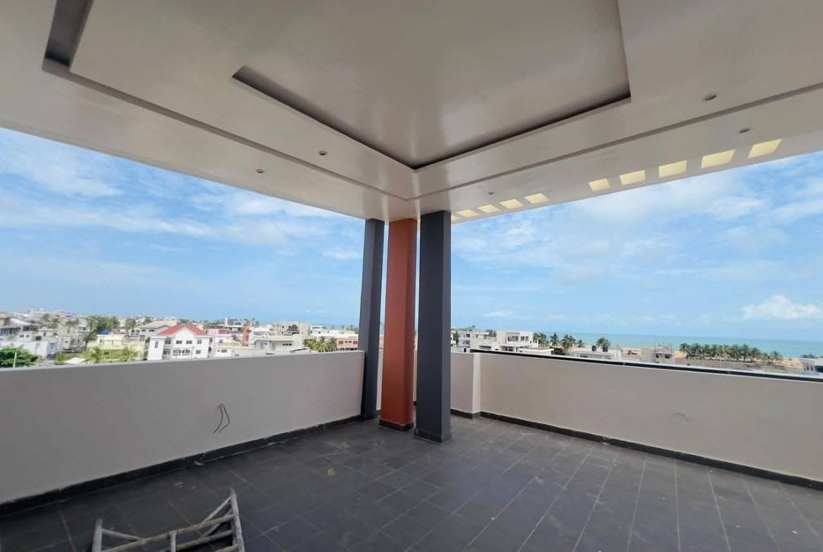 Villa duplex meublée vue mer à louer à Fidjrossè Togbin Plage - BENIN-IMMO