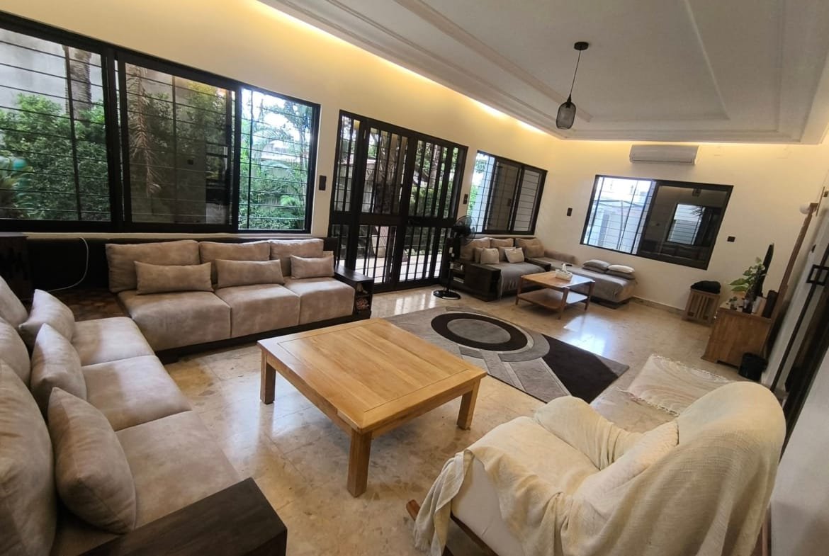 Villa meublée de 5 chambres à louer à Jak PLM – Cotonou - BENIN-IMMO