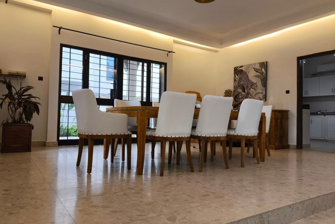 Villa meublée de 5 chambres à louer à Jak PLM – Cotonou - BENIN-IMMO