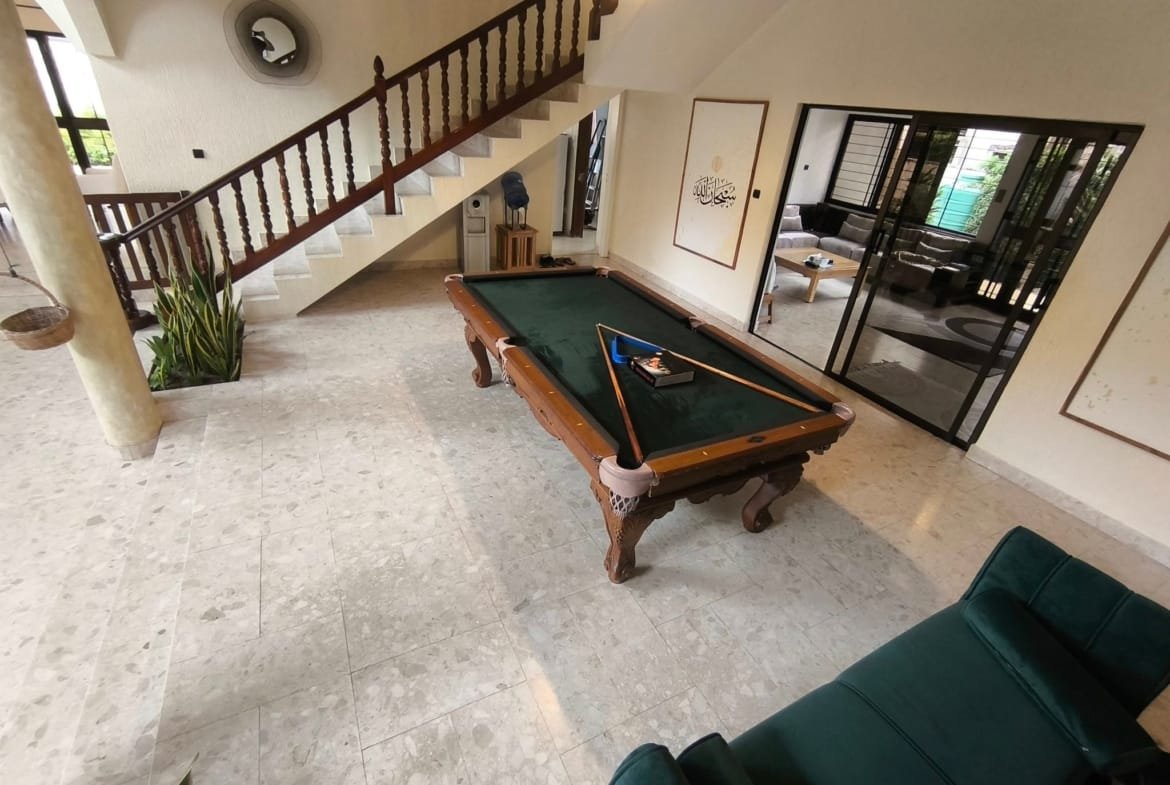 Villa meublée de 5 chambres à louer à Jak PLM – Cotonou - BENIN-IMMO