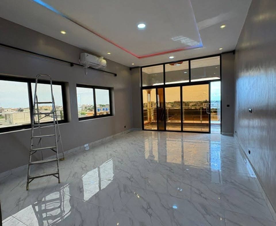 Appartement 5 chambres à louer à Fidjrossè Adjaha - BENIN-IMMO