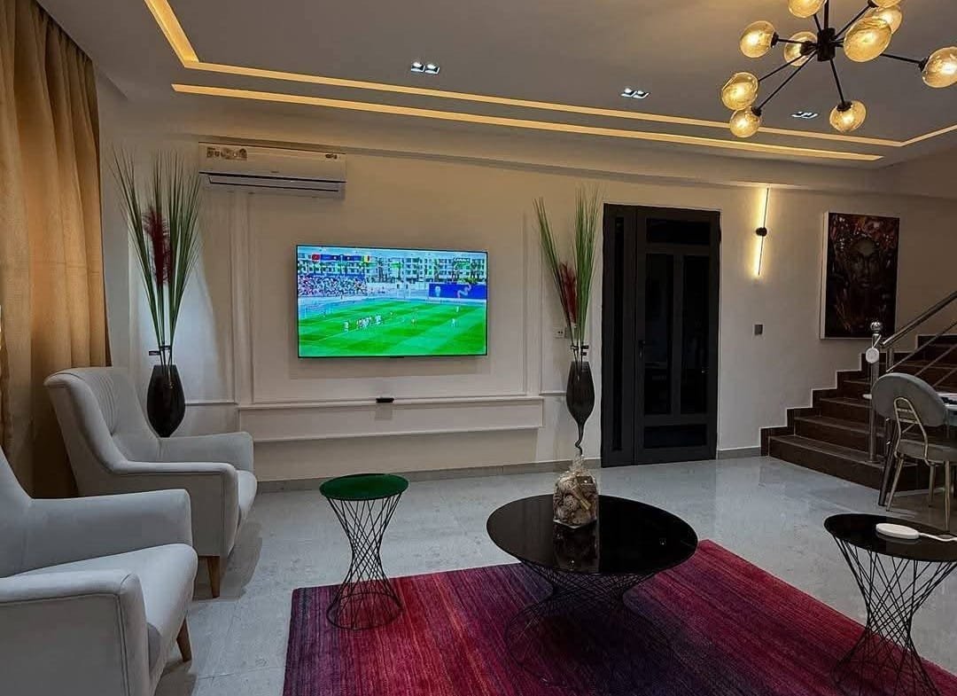 Appartement duplex meublé à Fidjrossè Centre - BENIN-IMMO