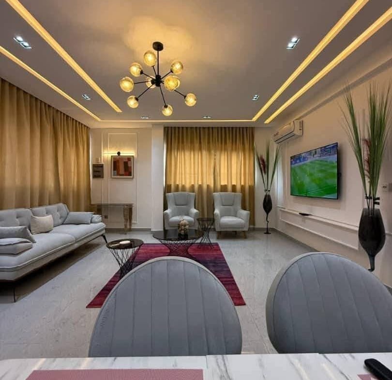 Appartement duplex meublé à Fidjrossè Centre_0