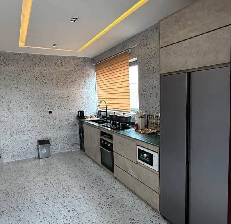 Appartement duplex meublé à Fidjrossè Centre - BENIN-IMMO