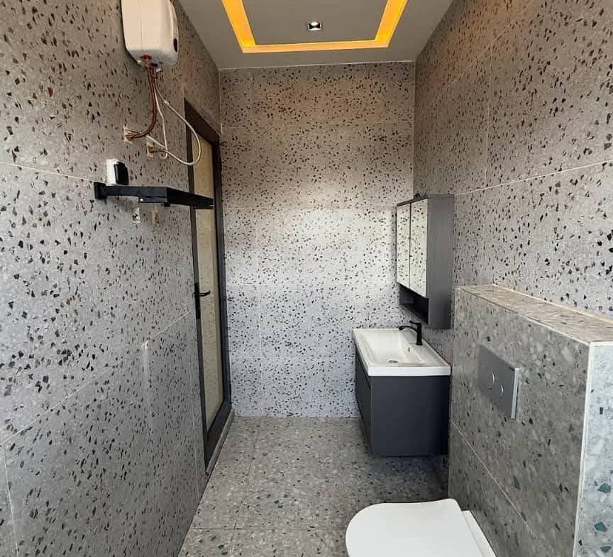 Appartement duplex meublé à Fidjrossè Centre - BENIN-IMMO