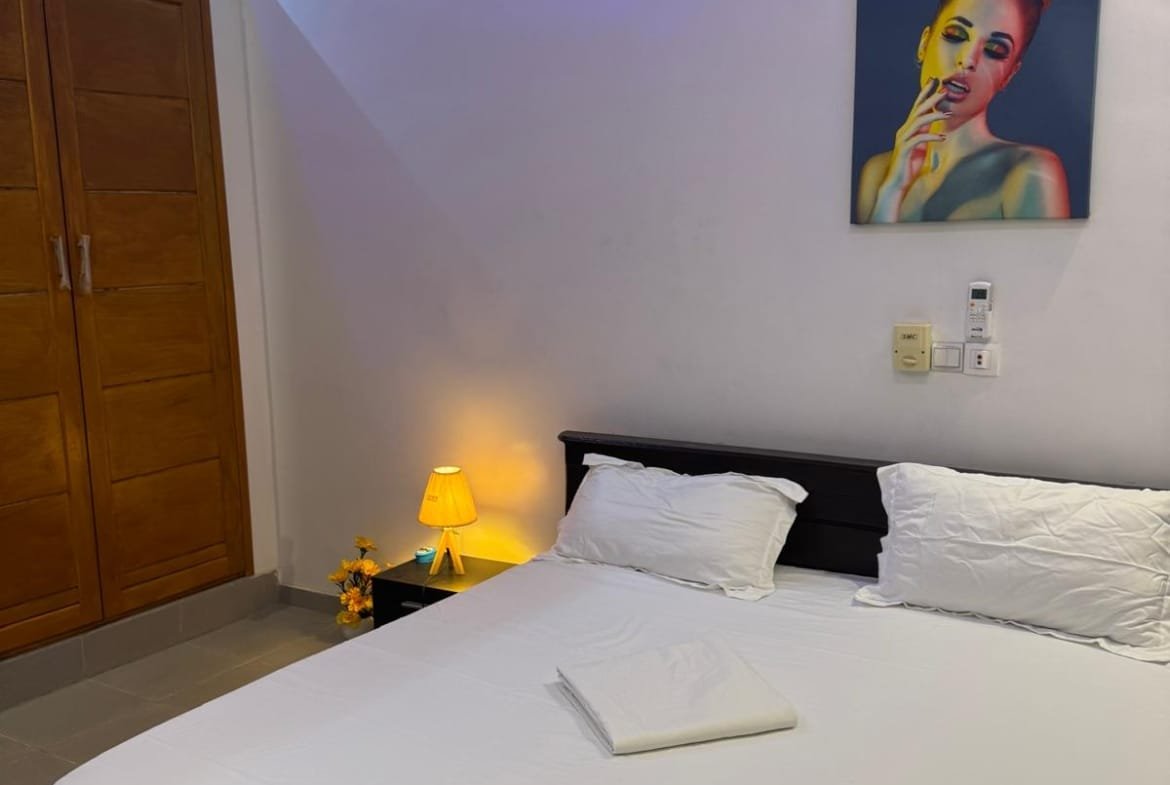 Guest house R+1 meublée à vendre à Atrokpocodji - BENIN-IMMO